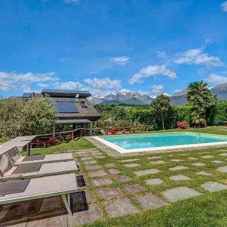 La Corte With Amazing Pool And Garden Villa